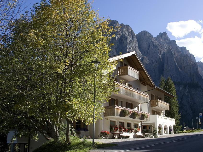 Pensione Sellablick Kolfuschg Exterior foto
