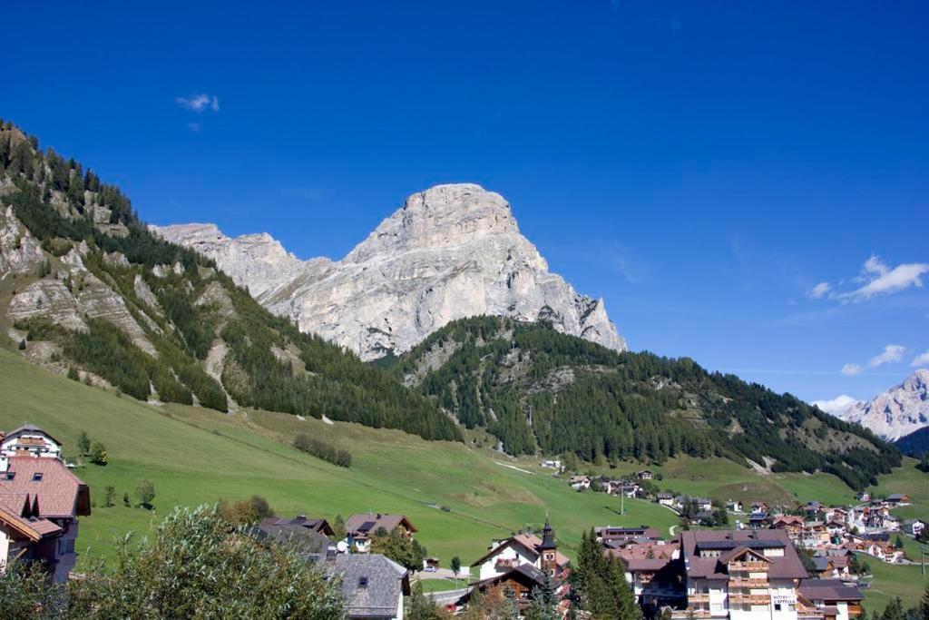Pensione Sellablick Kolfuschg Zimmer foto