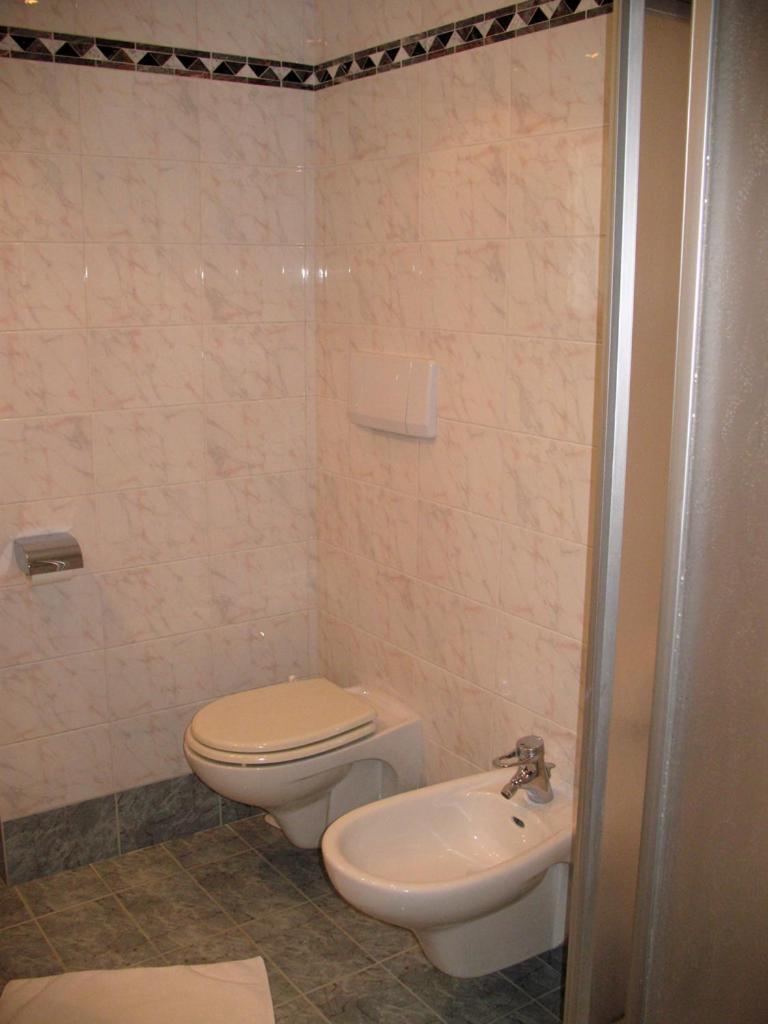 Pensione Sellablick Kolfuschg Zimmer foto